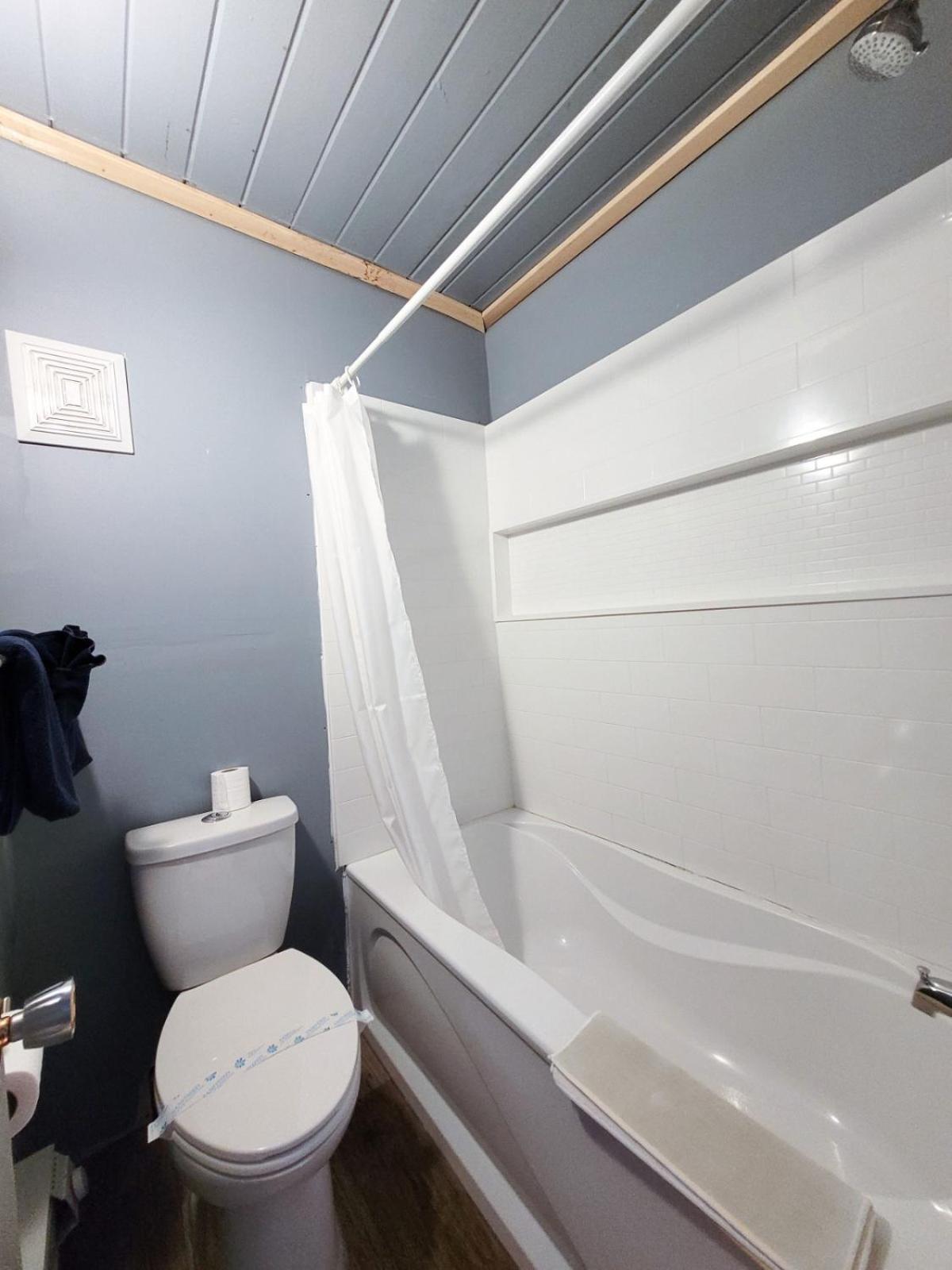 The Villager Inn Princeton Motel 외부 사진