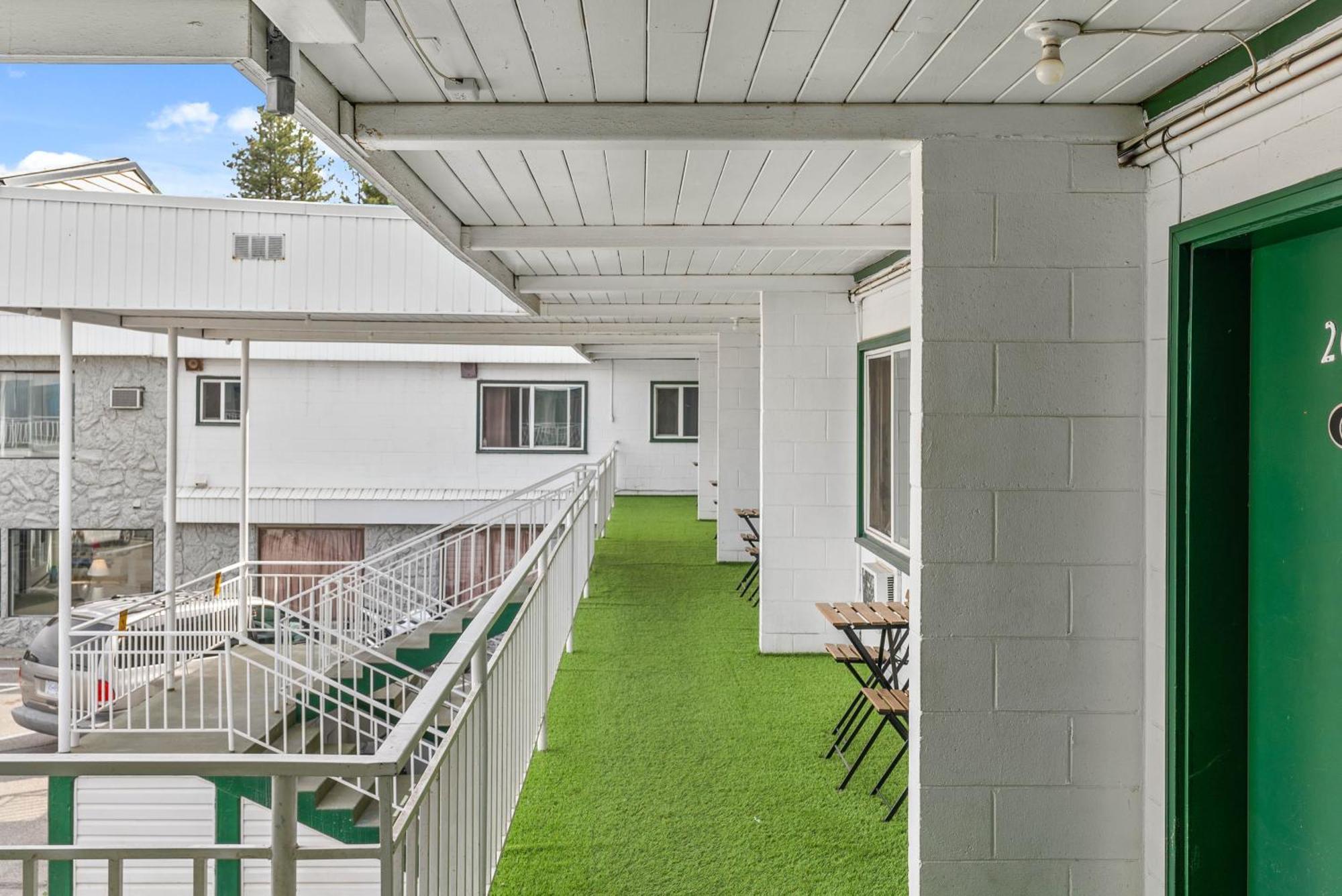 The Villager Inn Princeton Motel 외부 사진